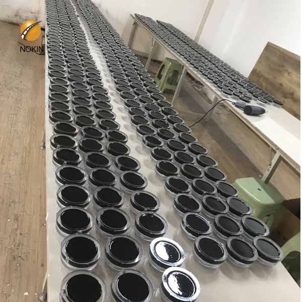 amber ABS road pavement markers company--NOKIN Solar Road Studs